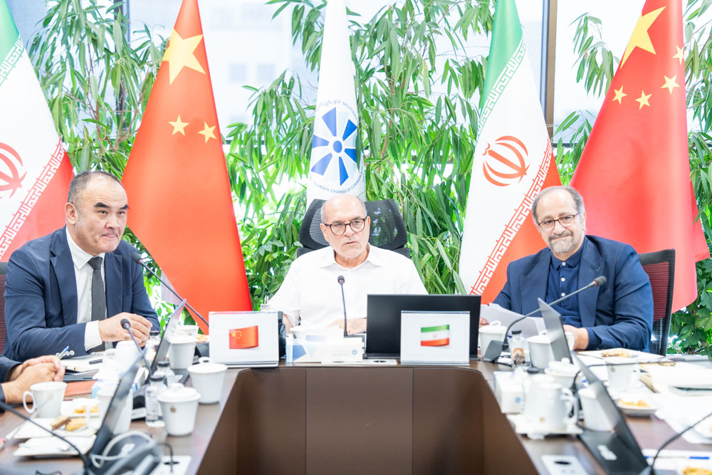 ملاقات رئیس اتاق بین الملل خورگوس با رئیس اتاق تهران و افتتاح نمایندگی اتاق خورگوس در این اتاق