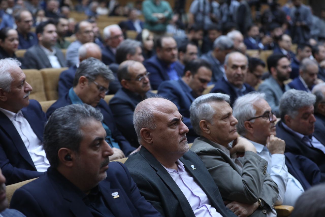 بیست‌وپنجمین نمایشگاه بین‌المللی دام، طیور و صنایع وابسته ( روز اول )