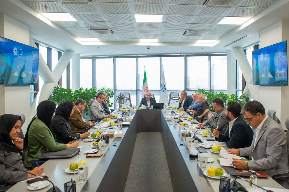  پانزدهمین نشست کمیسیون عمران،احداث و امور زیربنایی اتاق تهران برگزار شد